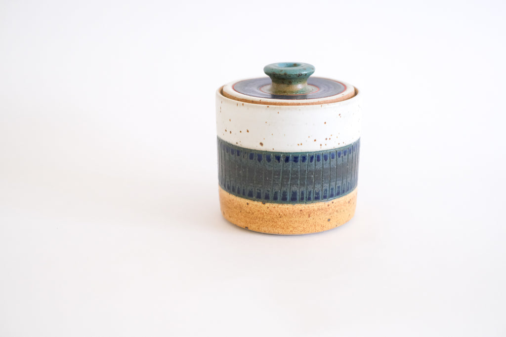 Small Jar in Navy and Sand *second*