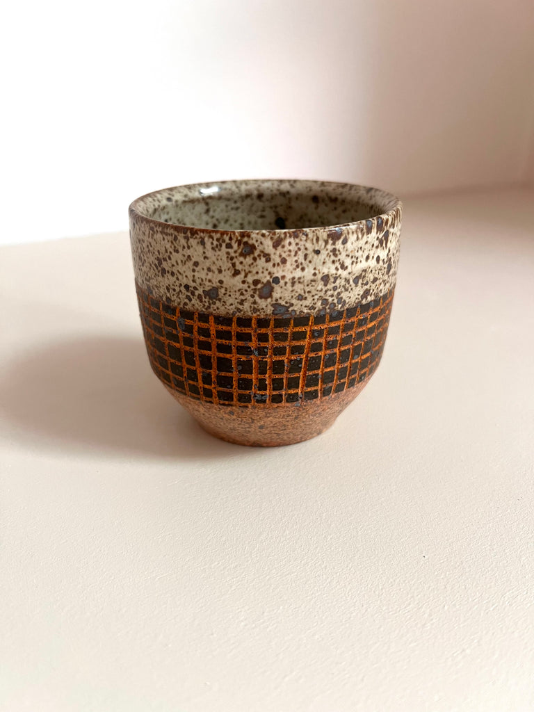 Palm Cup in Hunter Green and Persimmon Grid