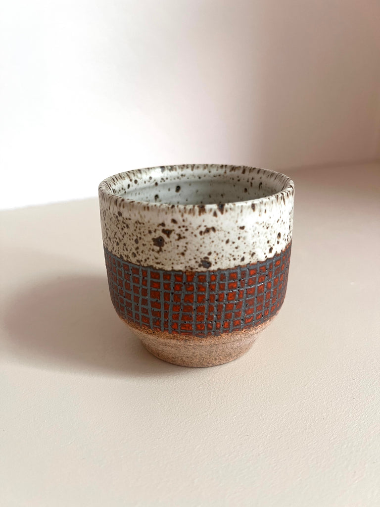 Palm Cup in Red and Cinnamon Grid