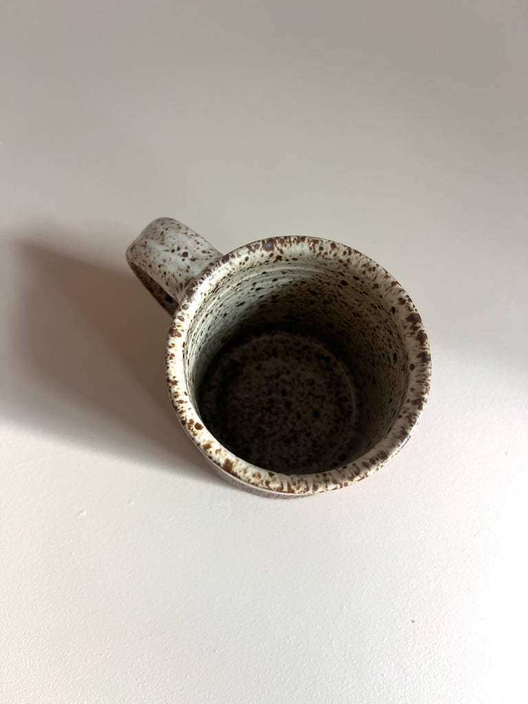 Mug in Ochre Grid and Dark Inlay