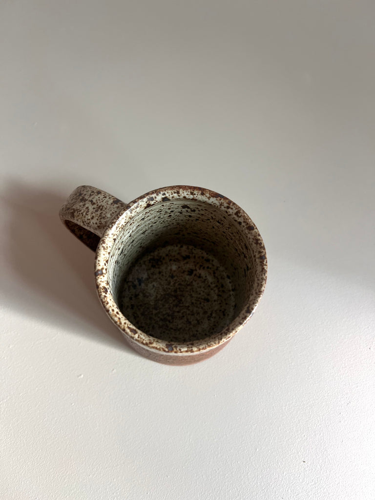 Mug in Ochre Bands and Inlay
