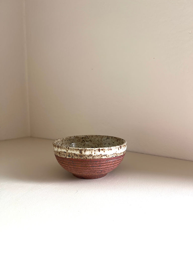 Snack Bowl in Mauve and Inlay Band