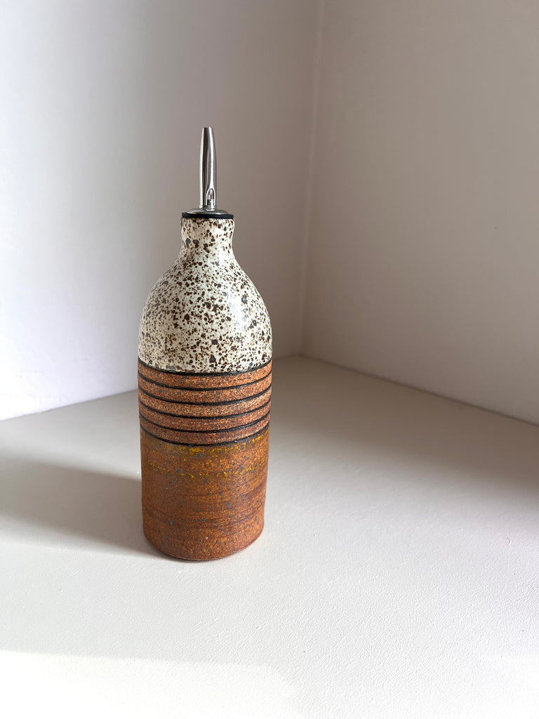 Oil Pourer in Ochre and Raw Clay
